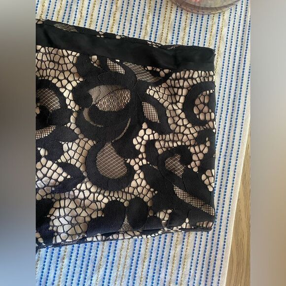 Diane von Furstenberg Womens Sz 2 Black Shany Romper Lace Shorts Pockets - Picture 9 of 14